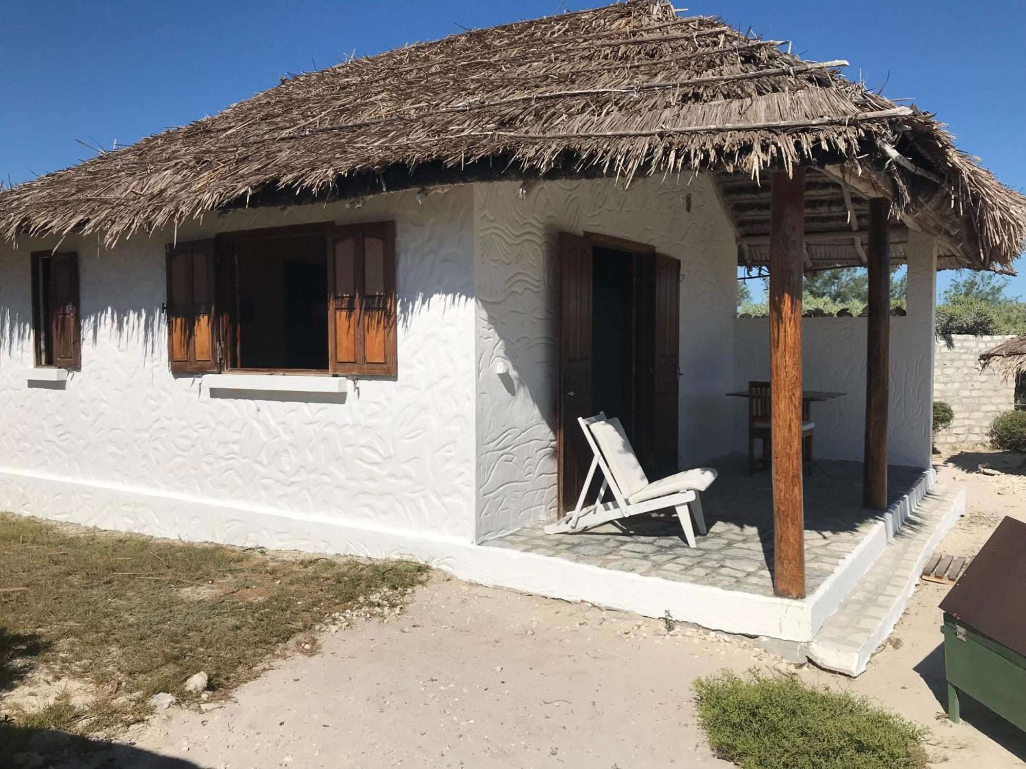 Manga Lodge Andavadoaka Exterior photo
